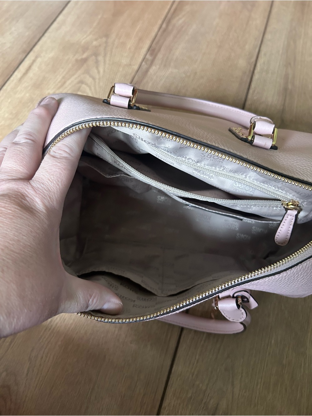 Michael Kors Light Pink Satchel - Picture 2 of 13